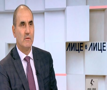 Цветан Цветанов разкри оформя ли се ново мнозинство в парламента и кой трябва да се притеснява от президента Радев
