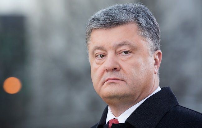 Порошенко подкрепи въвеждането на военно положение в Украйна