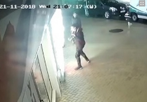 Тази агресия на тинейджър не е нормална! Вижте какво се случва в Бругас (ВИДЕО)