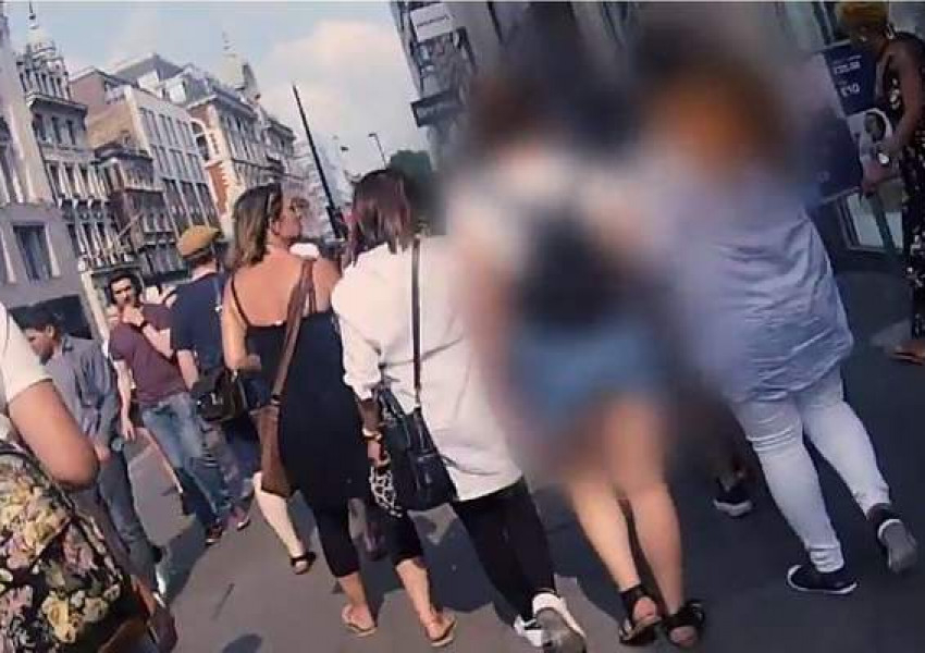 БГ циганки пак ни посрамиха с голяма идиотия на най-натоварената търговска улица в Лондон (СНИМКИ/ВИДЕО)