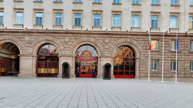 Само в БЛИЦ! Дни преди въоръжения екшън в президентството пред „Дондуков“ 2 е ставало нещо супер притеснително
