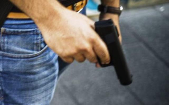 Пенсионерът Сашко носел 19 патрона за незаконния си "Валтер", екшънът в президентството ще му излезе през носа