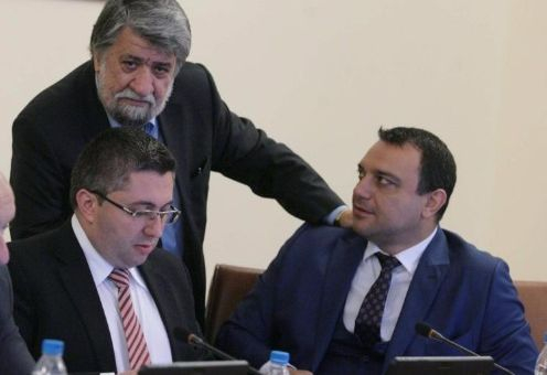 Извънредно! Един от асовете на ГЕРБ и бивш министър хвърли оставка!