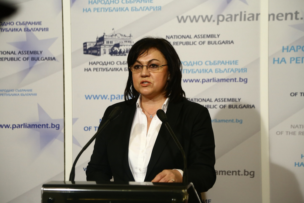 Нинова вади тлъсти пачки заради…