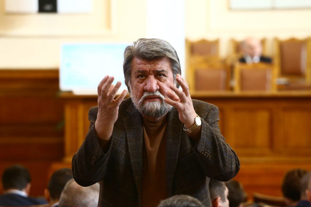 Вежди Рашидов: За забавянето на „Ларгото“ е виновно правителството на Орешарски