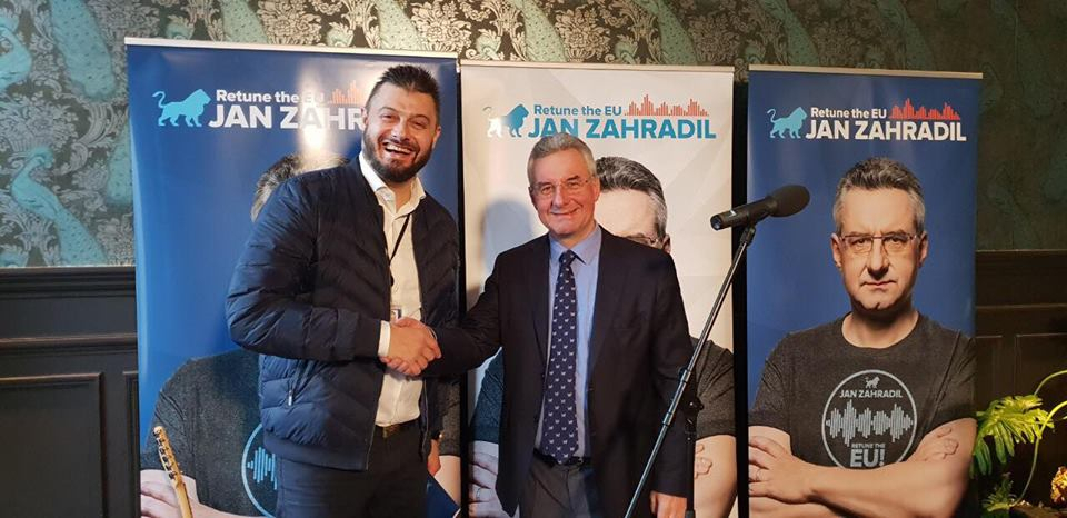 Николай Бареков и „Презареди България - ББЦ“ поставят началото на политическата платформа „Обединени консерватори“