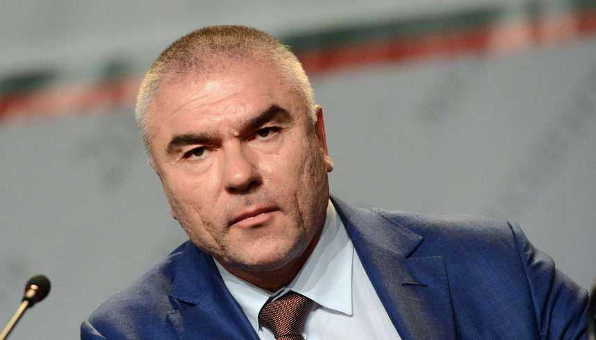 Марешки изригна: Даваме 10 млрд. за самолети, докато целия народ праща СМС-и да спаси деца и възрастни