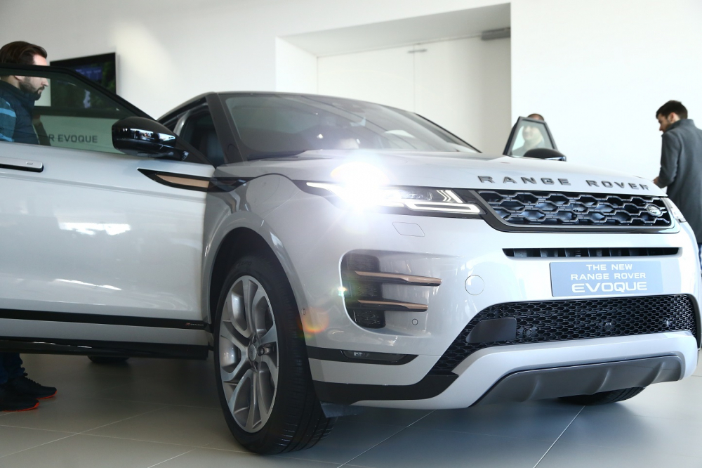 Новият Range Rover Evoque: Луксозният SUV за града и извън него (СНИМКИ)