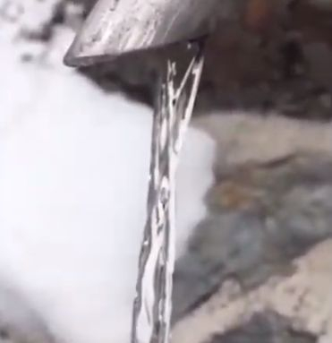 Уникална оптична илюзия, заснета в Алпите, удиви целия свят (ВИДЕО)