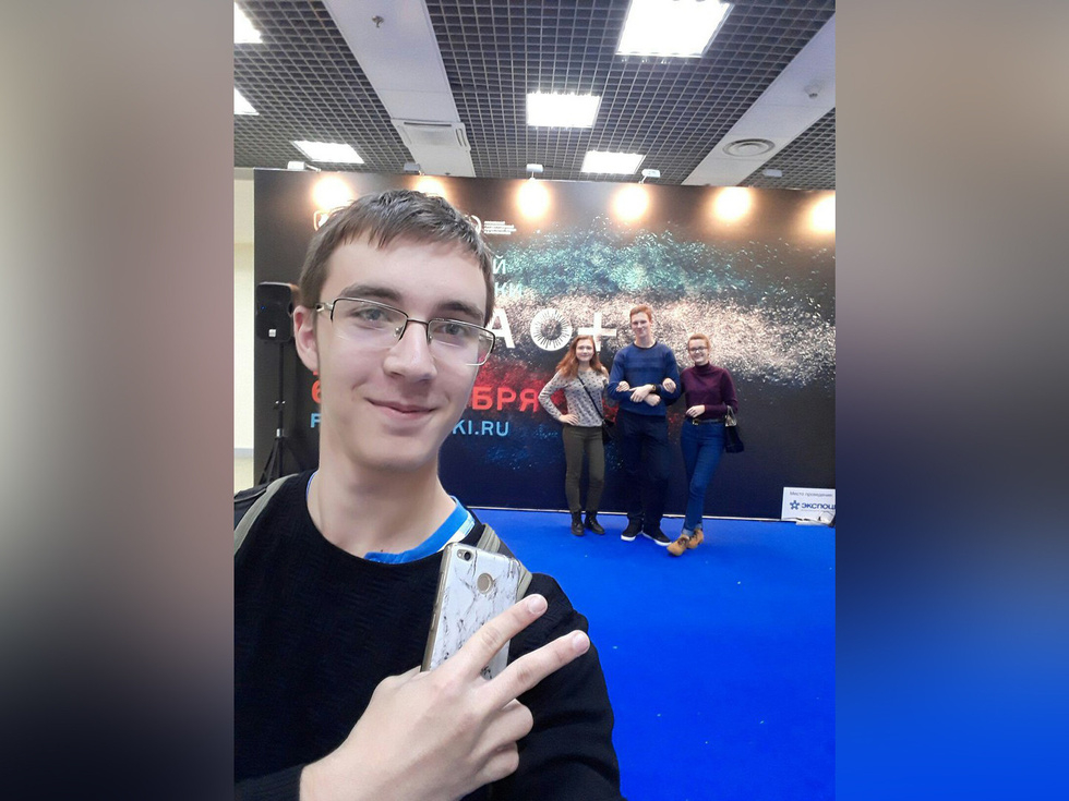 Изоставен от любимата 18-годишен студент се самоуби заедно със сестра ѝ (СНИМКИ)