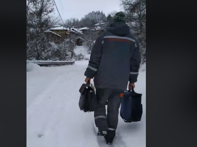 Зрелищни СНИМКИ и ВИДЕО разпространиха лекари от Спешна помощ, на тях се вижда как...