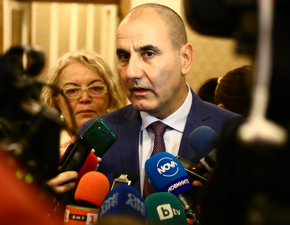 Цветанов се похвали: Приносът ГЕРБ към "Българската Коледа" е над 15 бона