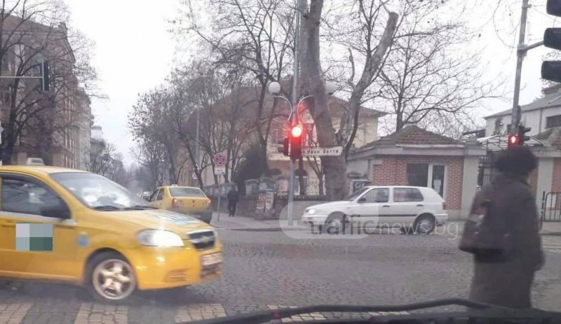 Такава наглост от таксиджия пловдивчани не бяха виждали от доста време! (СНИМКИ)