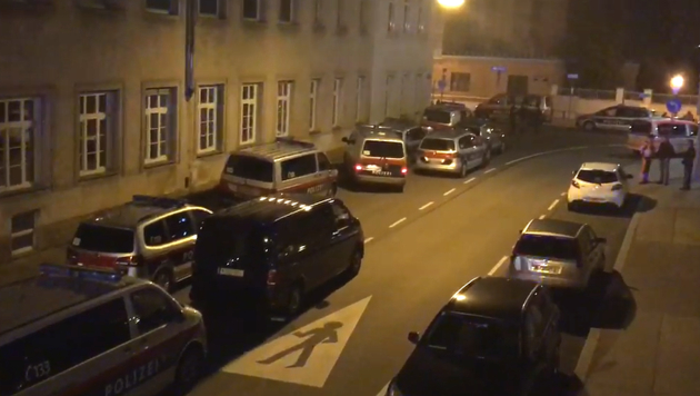 Първо в БЛИЦ! Едно от най-красивите лица в българския ефир в сърцето на терора във Виена, но... (СНИМКИ)