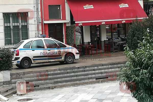 Масов бой като в уестърните разтресе бар в Бургас