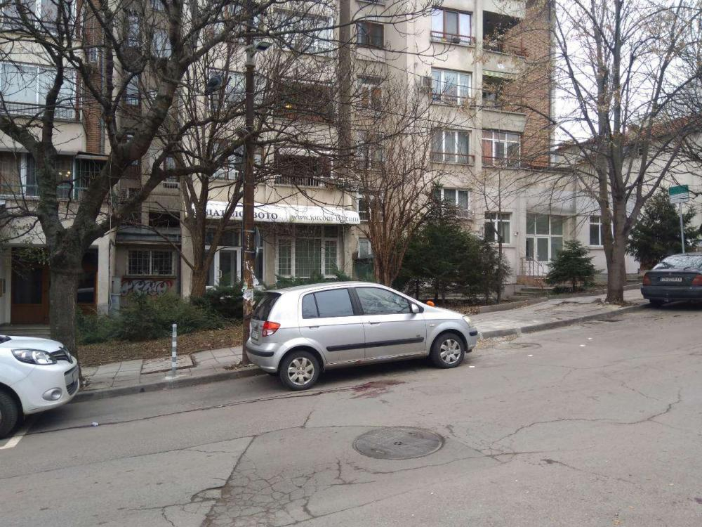 Първи СНИМКИ (18+) от кървавата среднощна стрелба в София