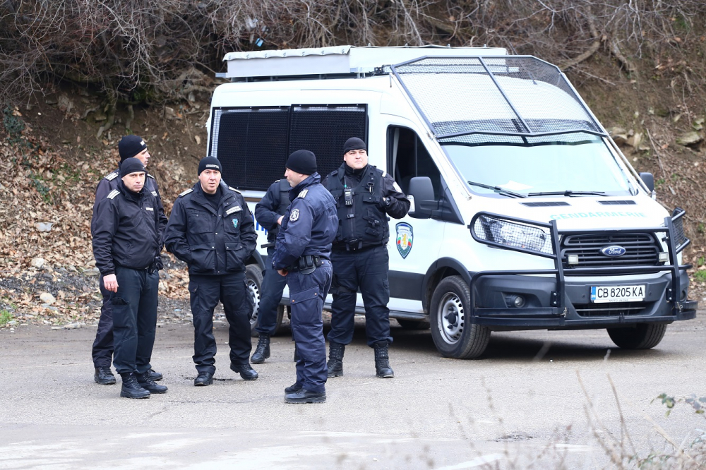 СНИМКИ от най-кървавото и масово убийство, разтърсило цяла България преди точно година!