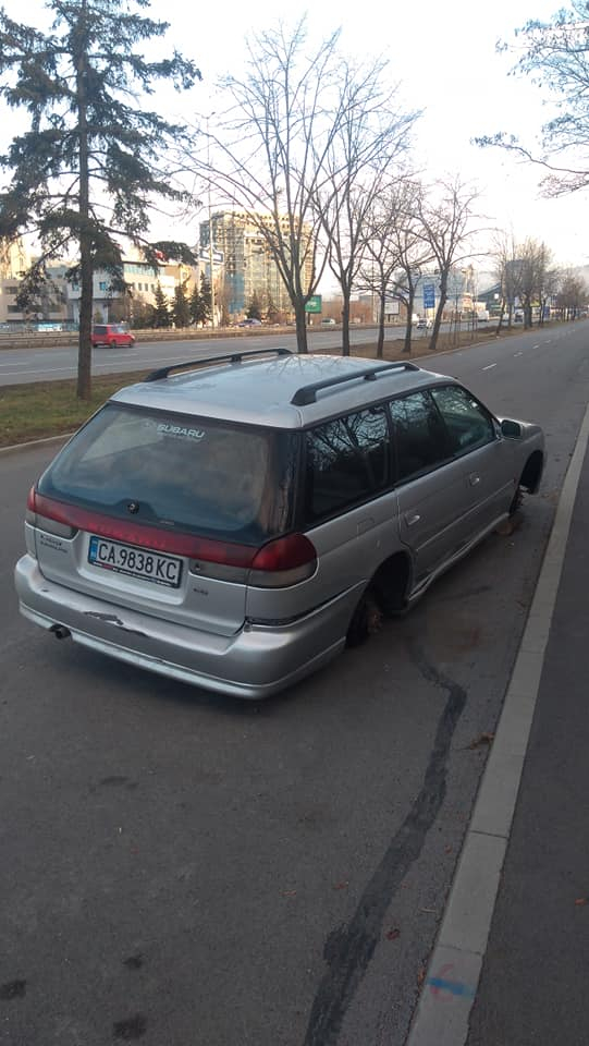 Само в БЛИЦ! Опасни апаши вършеят из столицата и нанасят удар след удар (СНИМКИ)