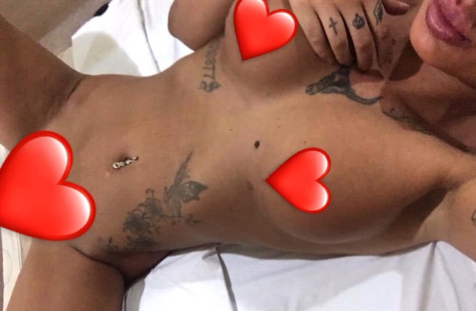 Родна плеймейтка показа СНИМКИ (18+) след бурен секс