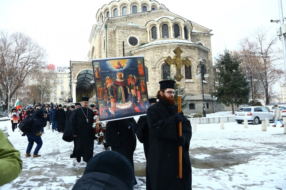 Фоторепортаж в БЛИЦ: София празнува голям празник! (СНИМКИ)