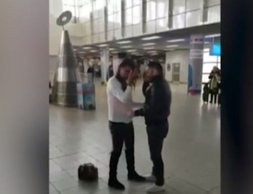 Джъстин от Бали залюби Жоро в Дубай и дойде в село Мосомище, за да му роди 5 деца