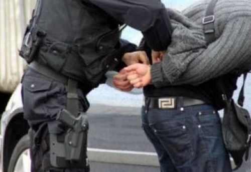 Първо в БЛИЦ: Пазарджишките ченгета арестуваха Бате Све, пращали му дрога по куриерска фирма