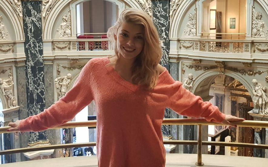 Ева Веселинова показа умопомрачителни СНИМКИ, от които всички онемяха