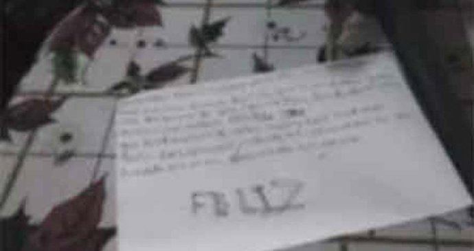 Сърцераздирателно писмо на раздяла: Момиченце "подари" на майка си собственото си самоубийство