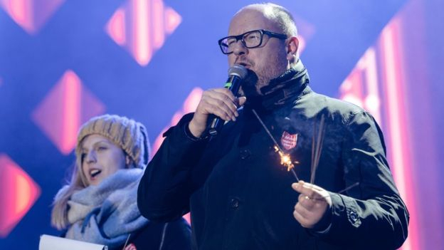 Трагично! Зверски наръганият кмет на Гданск умря в мъки