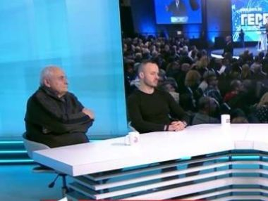 Политолози разтълкуваха думите на Борисов за сините и червени лампи