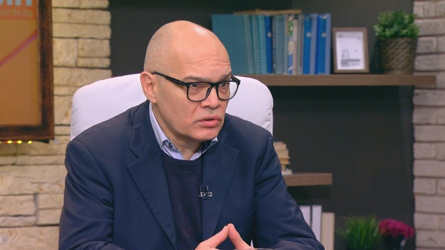 Тихомир Безлов за критиките на Брюксел за визите: Бият най-малките