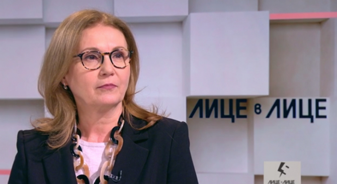 Румяна Бъчварова обясни какво означава алегорията на Борисов с червената и синята лампа