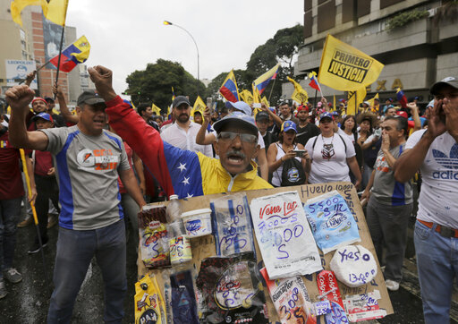 Протестите във Венецуела взеха жертви (СНИМКИ/ВИДЕО)