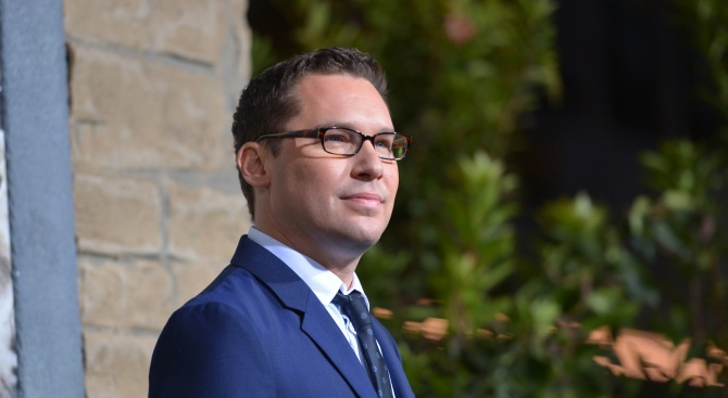 Обвиниха режисьора на "Бохемска рапсодия" в сексуално насилие над малолетни