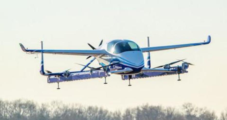 Таксито на Боинг полетя (ВИДЕО)