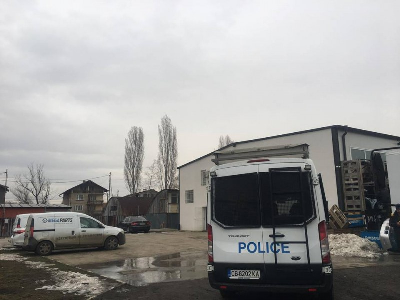 Акция на МВР и НАП удари фирма за авточасти, въртяла измами за милиони (ВИДЕО)