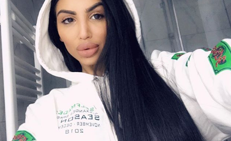 Анджелина с порното показа мистериозния австрийски милионер, който я глези във Виена (СНИМКА)