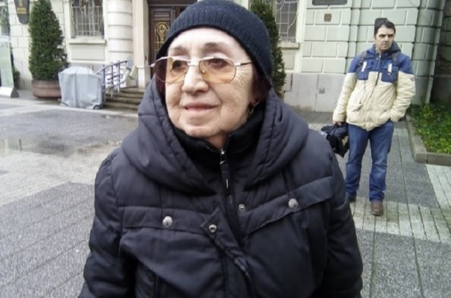 Това е най-възрастната лекарка в България! Ходи на работа и дори дава нощни смени 