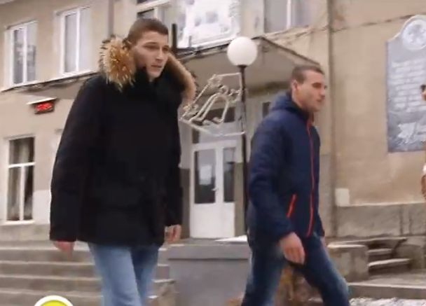 Делчо и Цветан решиха да се поразходят посред нощ с колата и се превърнаха в герои 