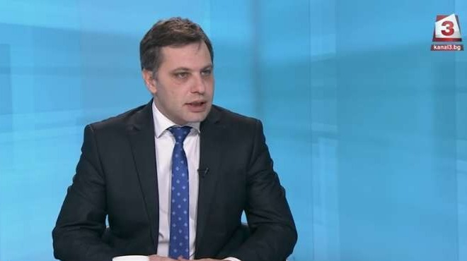 Сиди: Президентът много си повярва, ролята му не е да сочи грешките на правителството