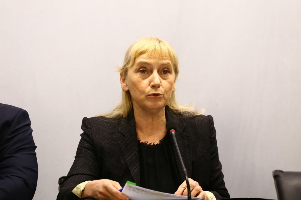 Елена Йончева скочи пак на ГЕРБ заради Изборния кодекс