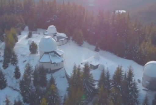 Как българи работят и оцеляват под 2 метра сняг и без ток (СНИМКИ)