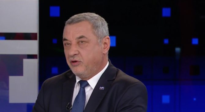 Симеонов: Глупост е, че със Закона за горивата ще се извадят на светло 1 млрд. От този закон печелят само големите играчи
