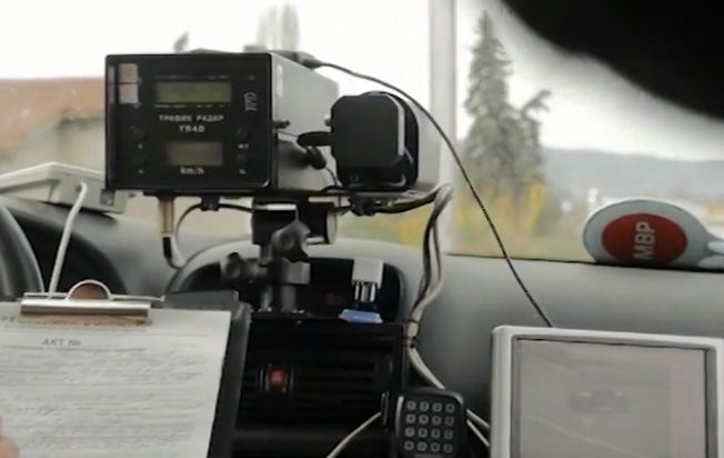 Край на джигитите по пътя! Новите супер камери на КАТ са в патрулките, ето как действат (ВИДЕО)