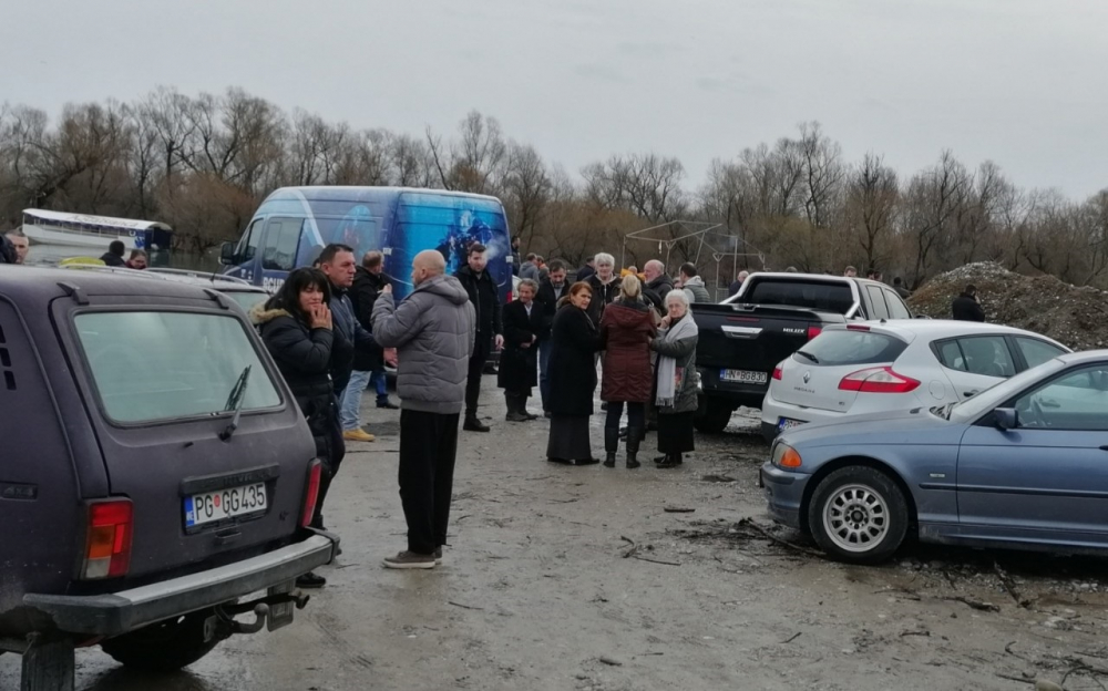 Трагедията в Шкодренското езеро е огромна! (СНИМКИ)
