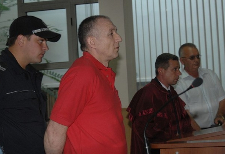 Само в БЛИЦ: Шокиращ обрат с делото на свирепия убиец Божо Атанасов, обвинен за смъртта на митничар