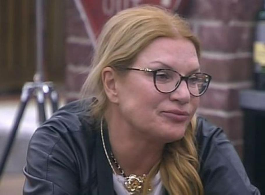 Подсъдимата Колтуклиева бълва лъжи срещу Пеевски