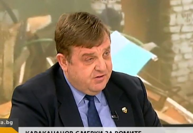 Цигани се заканват да раждат поголовно, за да имат президент до 2025 г., Каракачанов ги отряза: Ще настъпи апокалипсис!