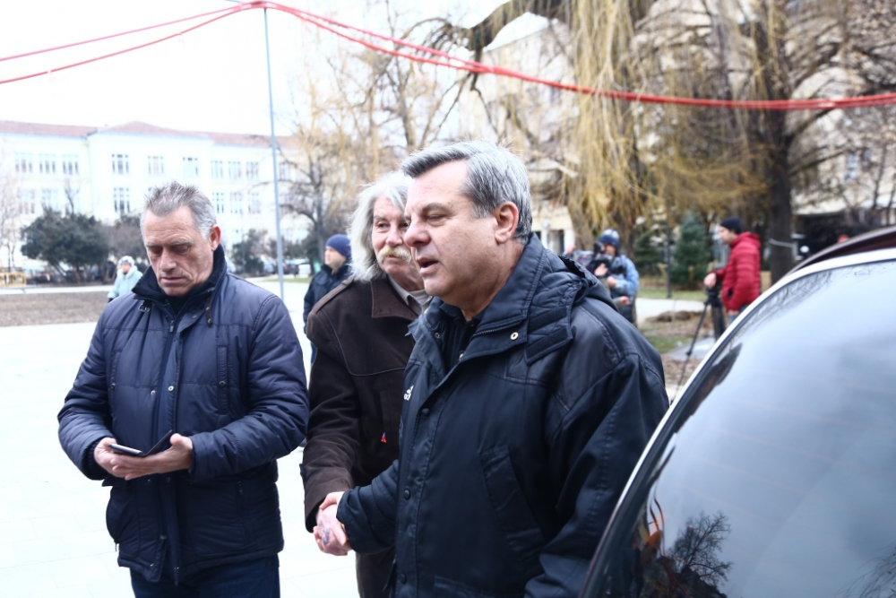 БЛИЦ TV: България скърби за Тодор Кавалджиев (СНИМКИ)