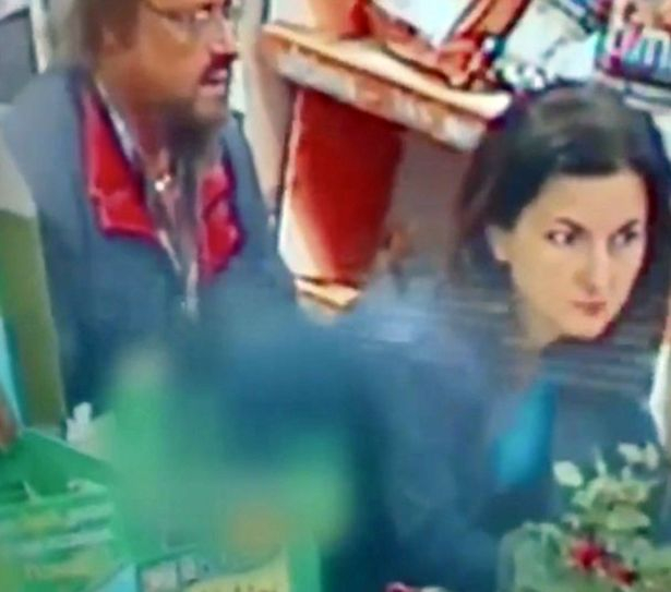 Безсрамна двойка бе запечатана на ВИДЕО 18+ как прави секс в супермаркет (СНИМКИ)